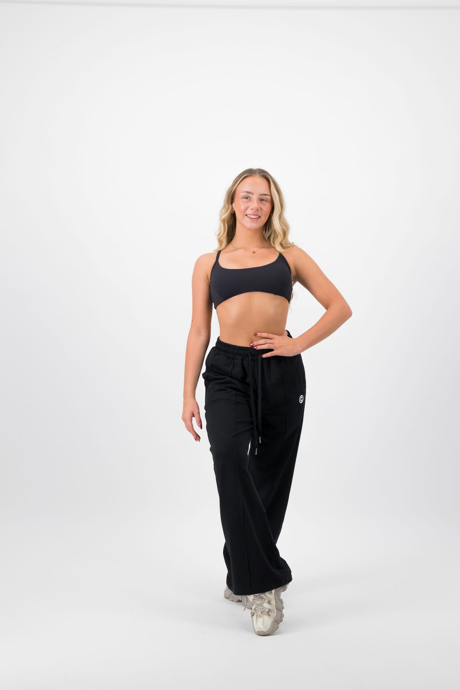 Criss Cross Sports Bra Black