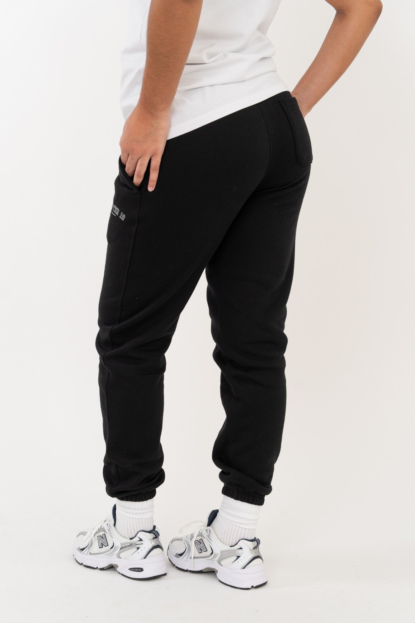 womens stretch and comfort joggers for UK dancers and performers