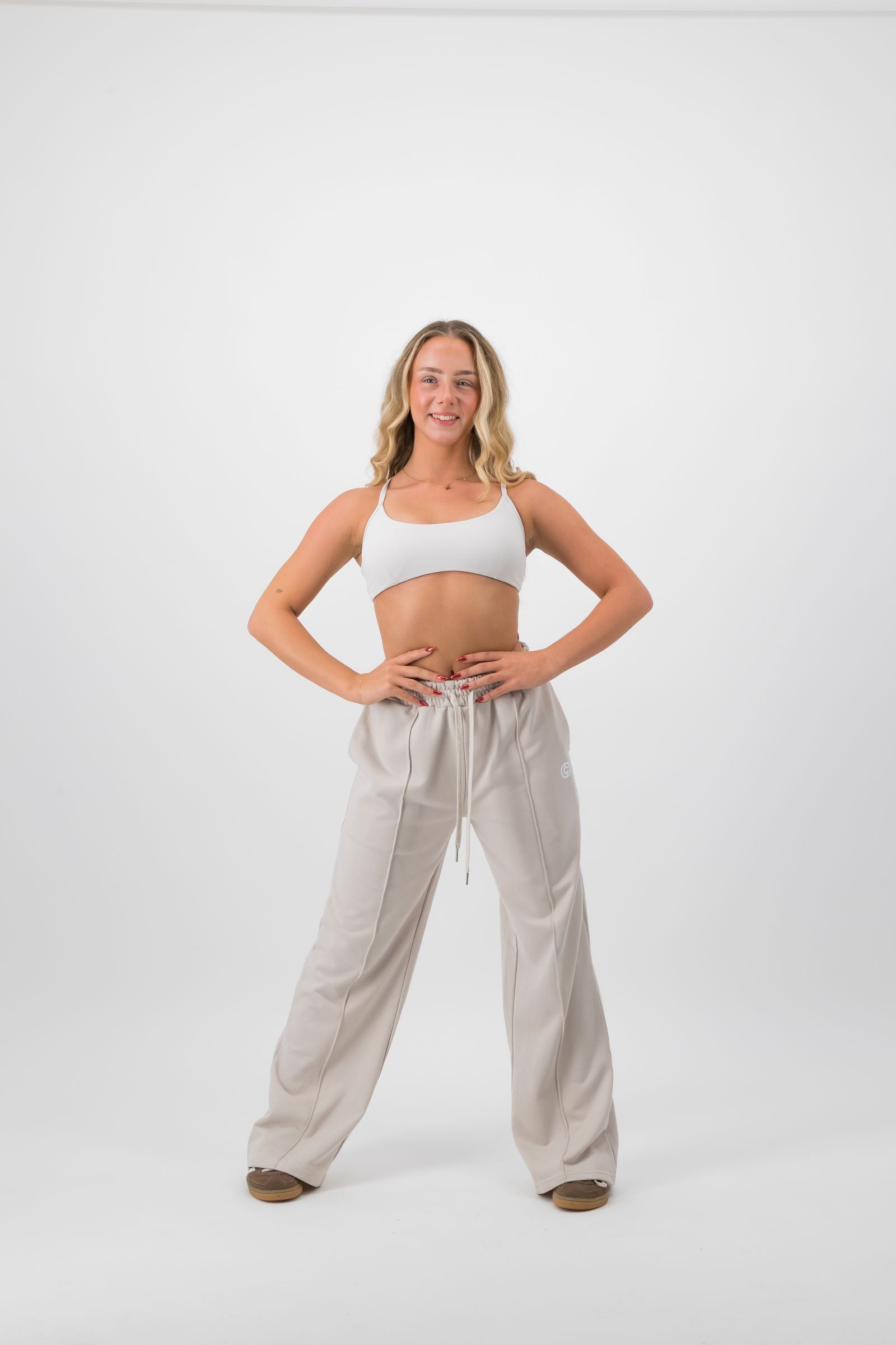 Criss Cross Sports Bra Cream