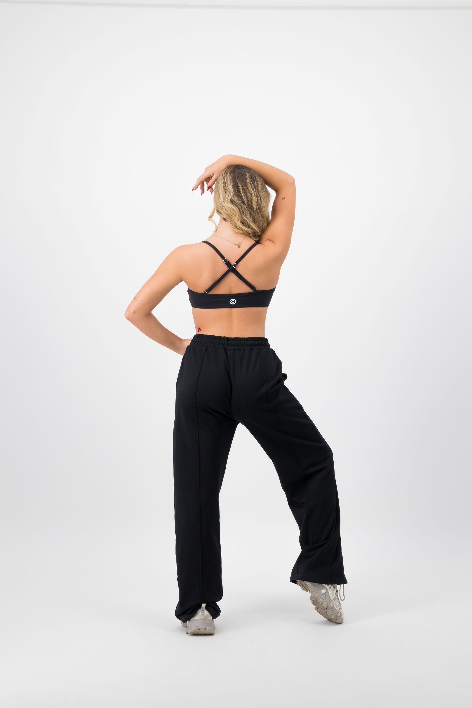 Criss Cross Sports Bra Black